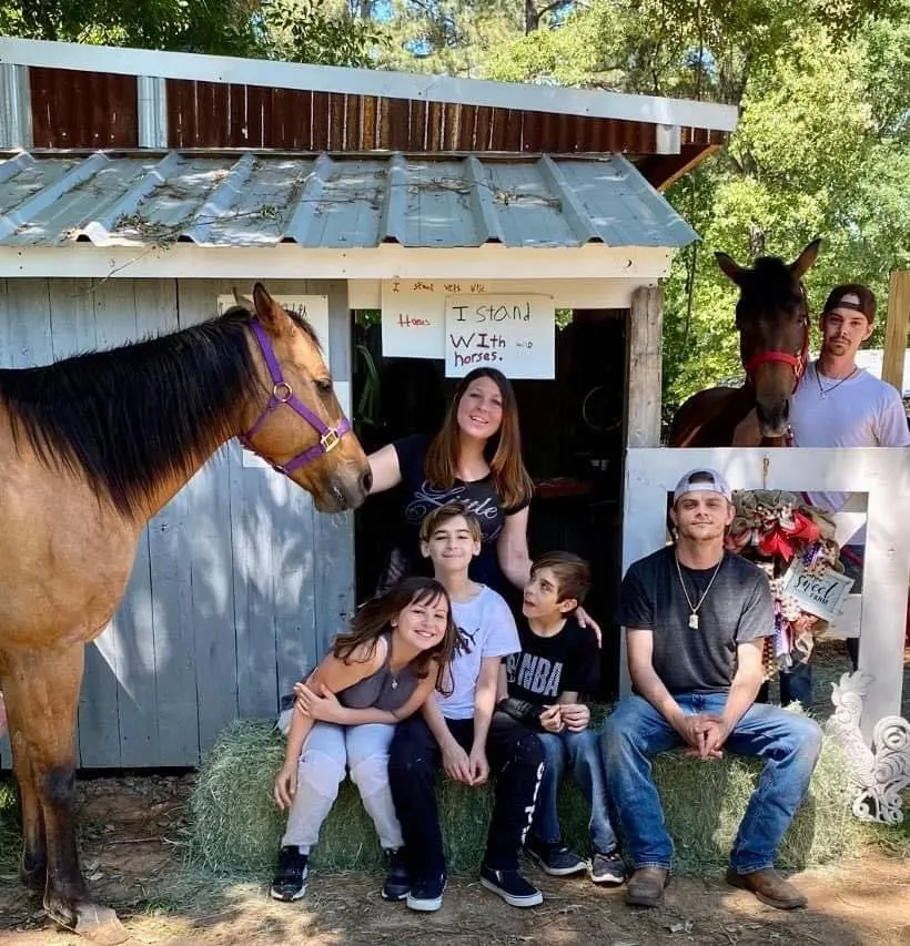 WBF_IStandWithWildHorses_16
